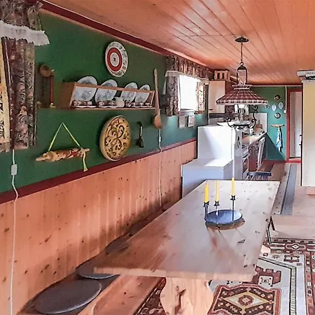 5 Bedroom Cozy In